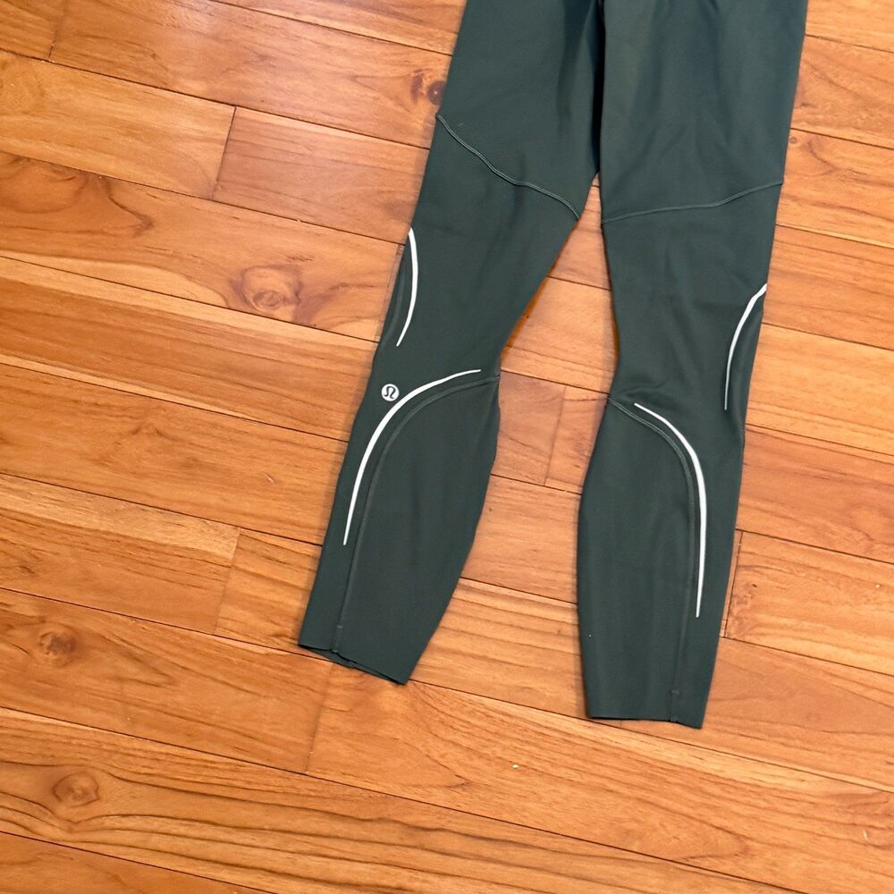 Lululemon Base Pace High-Rise Reflective Tight 25" Smoked Spruce Size 0 - Picture 6 of 8
